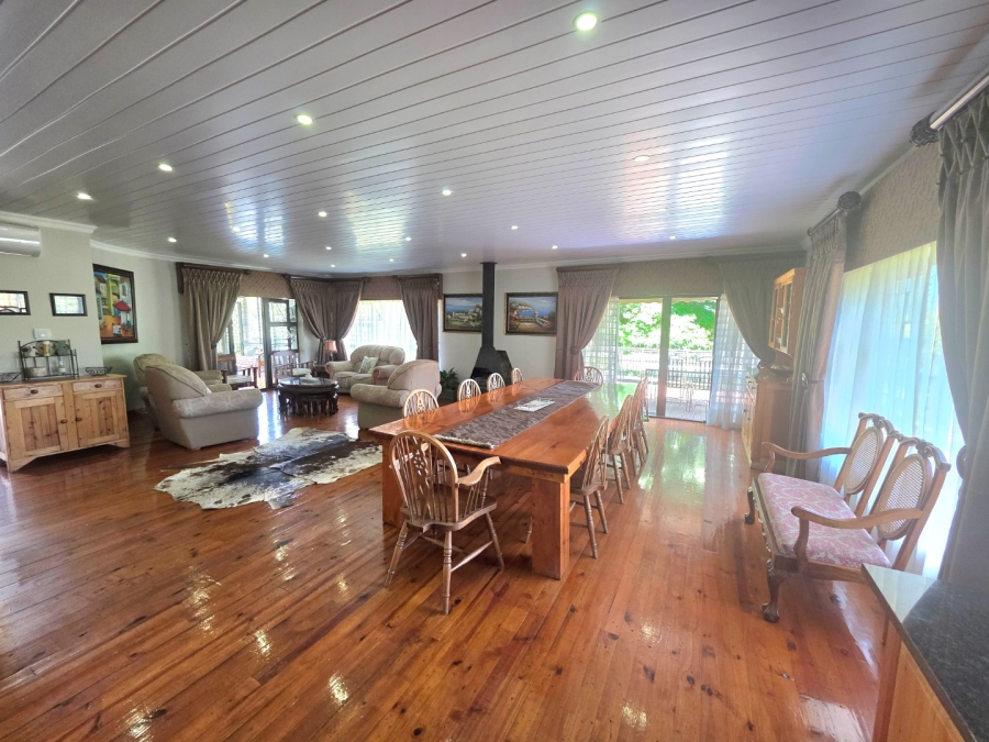 5 Bedroom Property for Sale in Morelig Free State